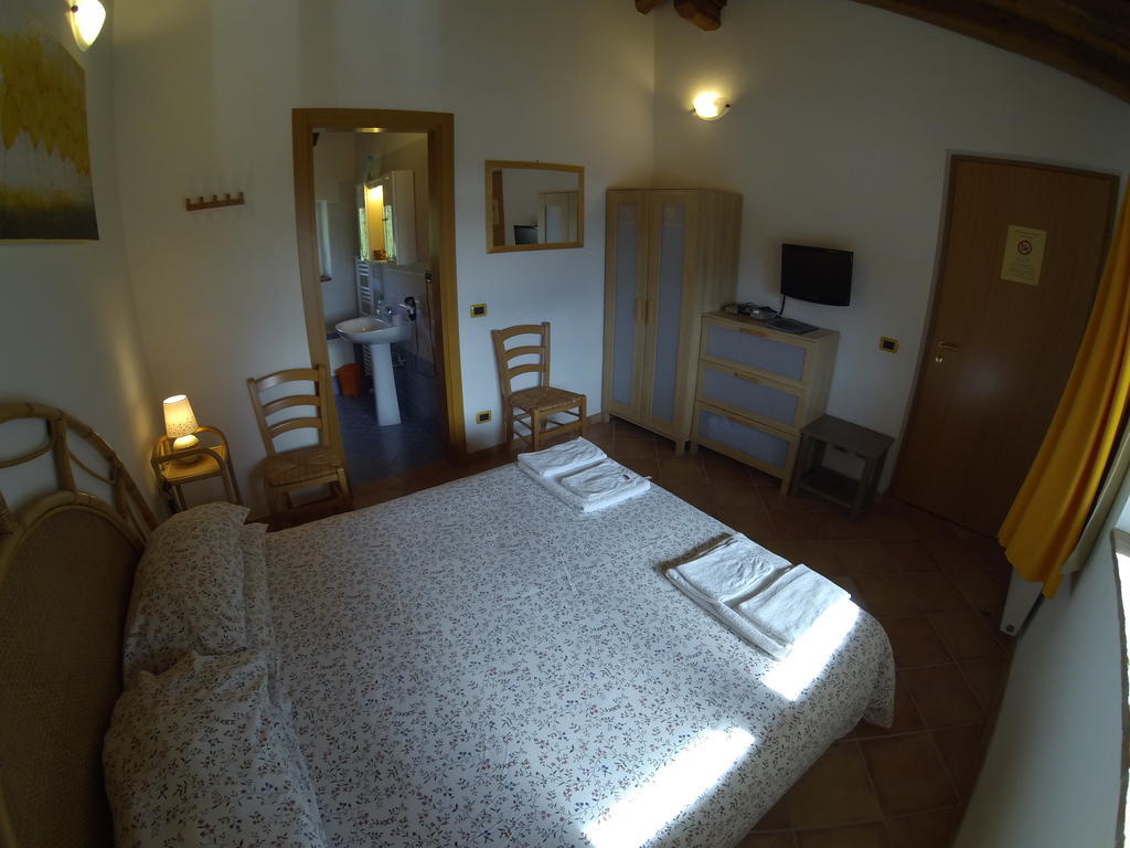 Al Campo Di Sotto Bed & Breakfast Buia Exterior photo