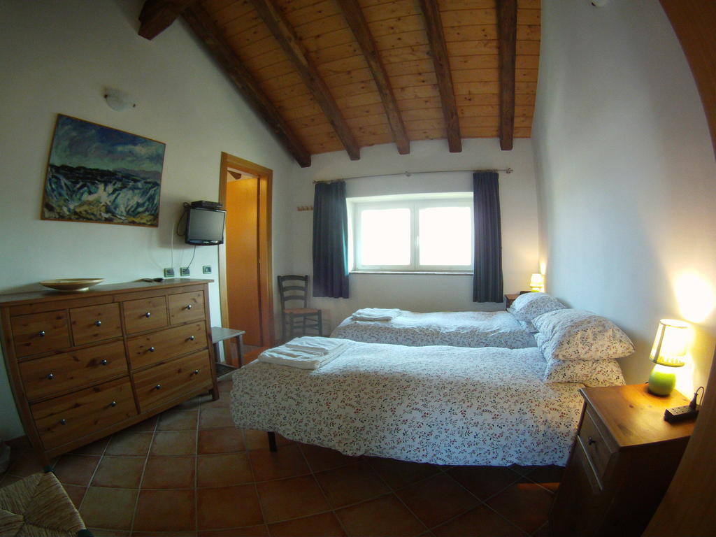 Al Campo Di Sotto Bed & Breakfast Buia Exterior photo
